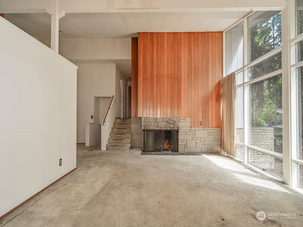 Photo of 1631 153rd Avenue SE, Bellevue, WA 98007 (MLS # 2140726)