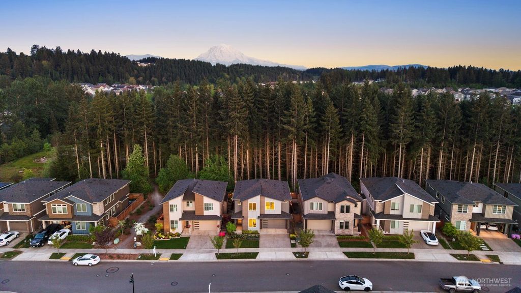 Photo of 13409 Edmunds Parkway E, Bonney Lake, WA 98391 (MLS # 2518035)