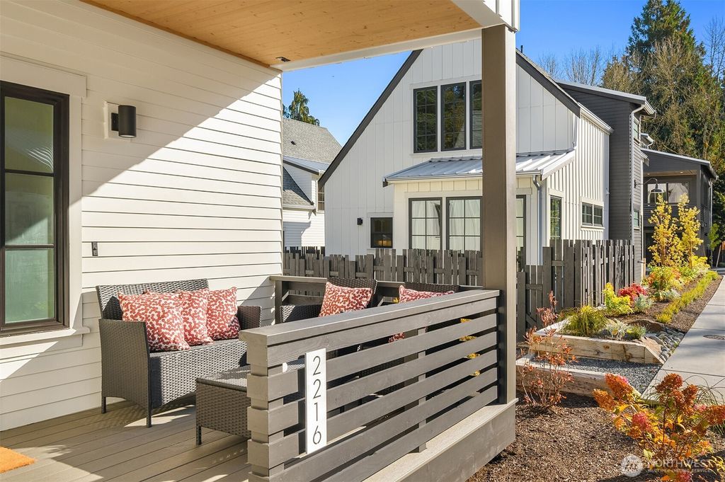 Photo of 2216 NE 125th Street, Seattle, WA 98125 (MLS # 2429935)
