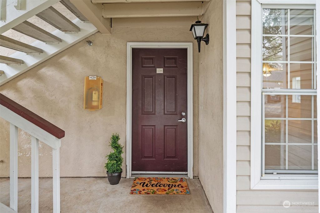 Photo of 19230 Forest Park Drive NE #H128, Lake Forest Park, WA 98155 (MLS # 2323279)