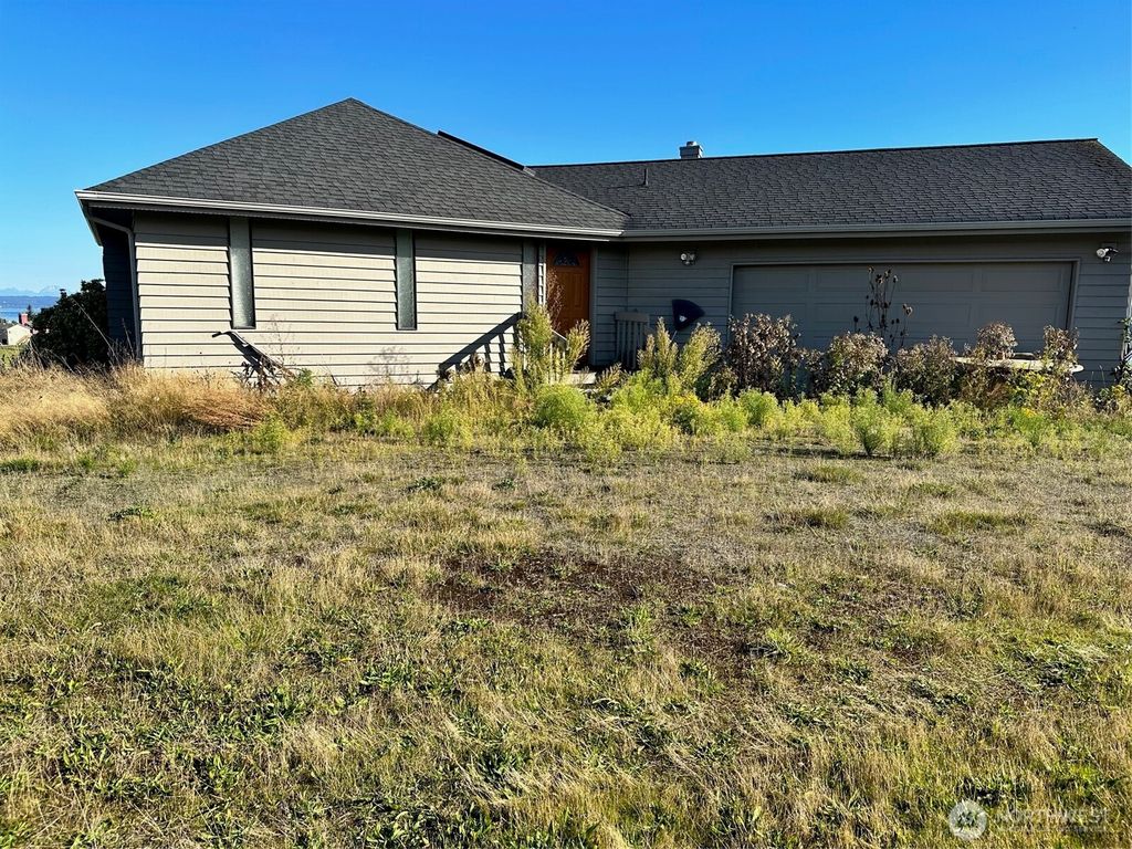 Photo of 740 Dunbar Street, Coupeville, WA 98239 (MLS # 2518213)