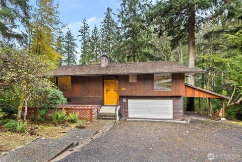 Photo of 465 Upper Grand Avenue, Hoquiam, WA 98550 (MLS # 2452530)