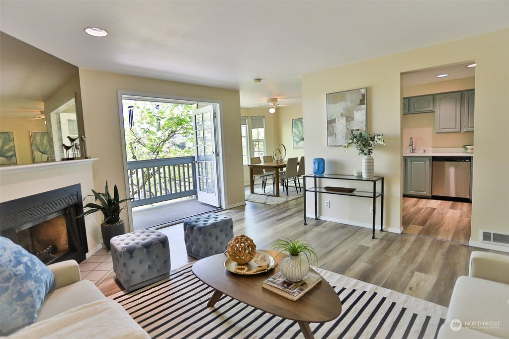 Photo of 12021 SE 60th Street #c, Bellevue, WA 98006 (MLS # 2151277)
