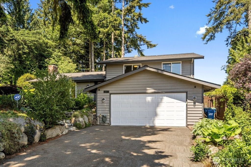 Photo of 24306 87th Place W, Edmonds, WA 98026 (MLS # 2530712)