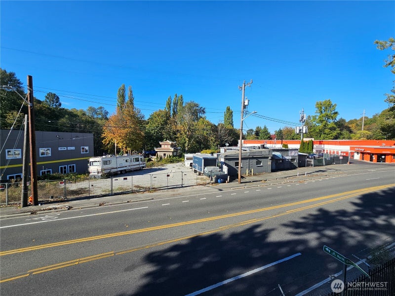 2216 SW Orchard Street
