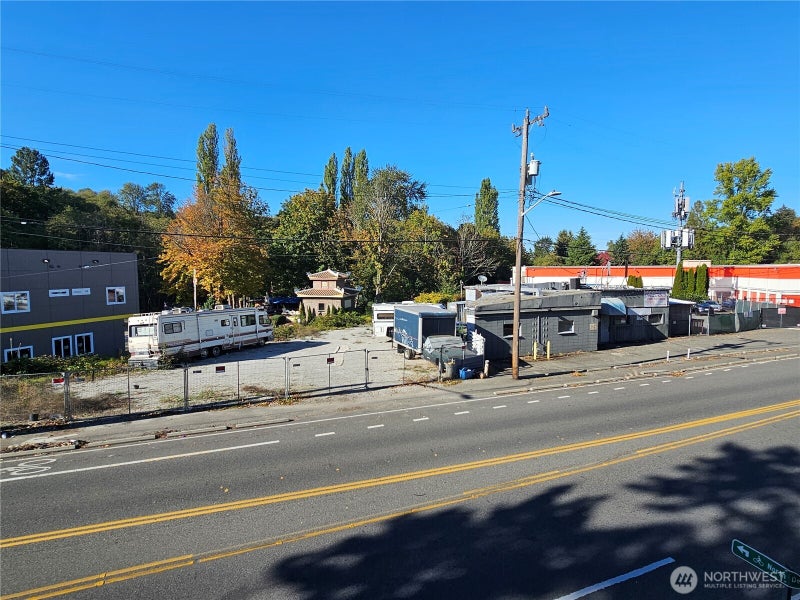 2216 SW Orchard Street