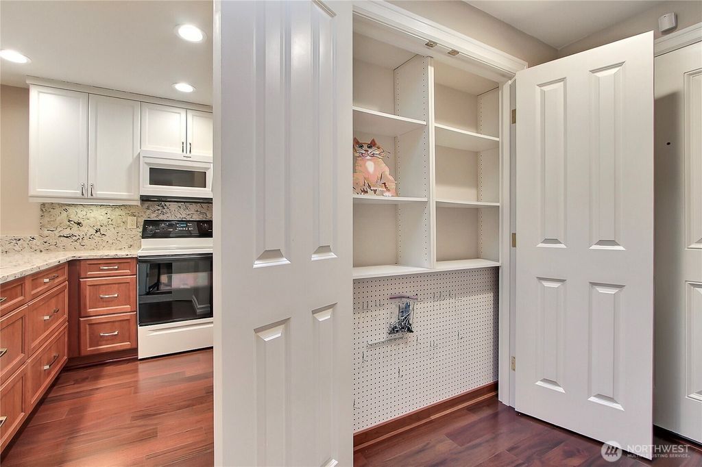 Photo of 6323 N 26th Street, Tacoma, WA 98407 (MLS # 2478497)