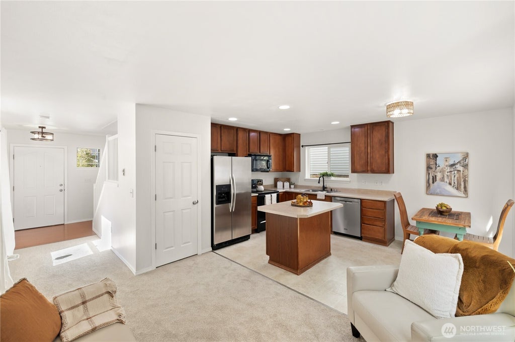 Photo of 2425 106th Drive SE, Lake Stevens, WA 98258 (MLS # 2585953)
