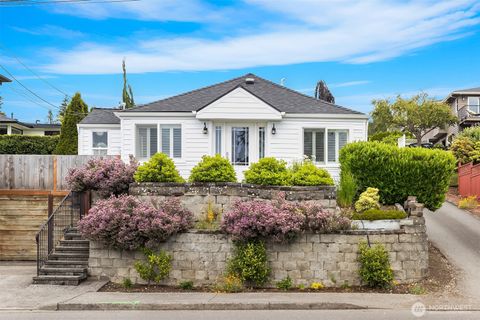 Photo of 103 8th Avenue S, Edmonds, WA 98020 (MLS # 2538234)