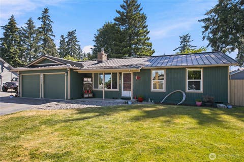 Photo of 28504 23rd Avenue S, Federal Way, WA 98003 (MLS # 2548032)