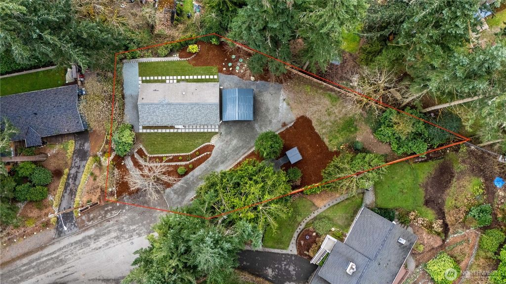 Photo of 15811 180th Avenue NE, Woodinville, WA 98072 (MLS # 2496018)