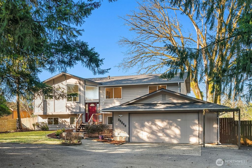 Photo of 26505 Woodland Way S, Kent, WA 98030 (MLS # 2333648)