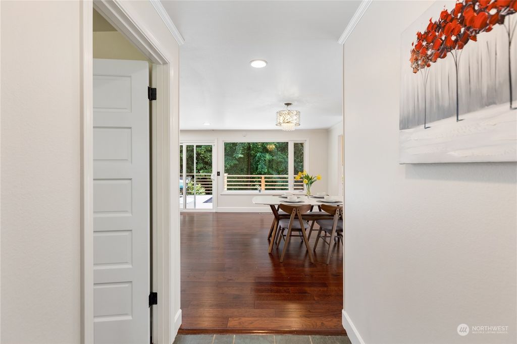 Photo of 3753 NE 170th Place, Lake Forest Park, WA 98155 (MLS # 2078203)