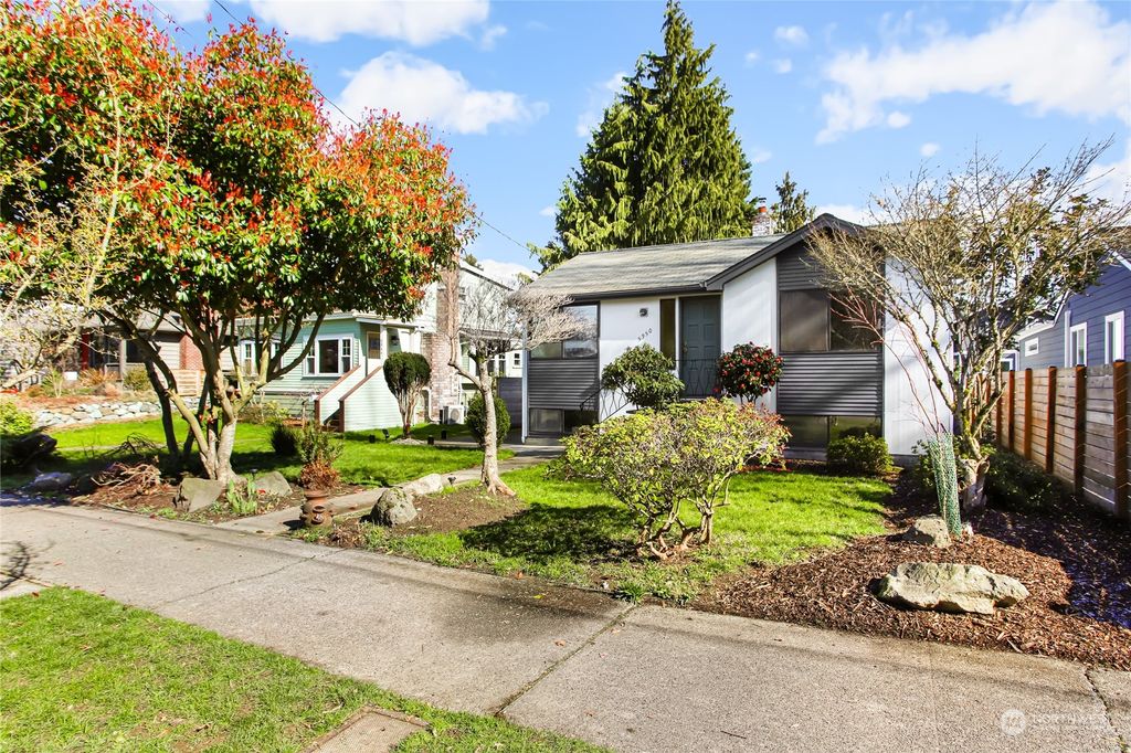 Photo of 5950 49th Avenue SW, Seattle, WA 98136 (MLS # 2206824)