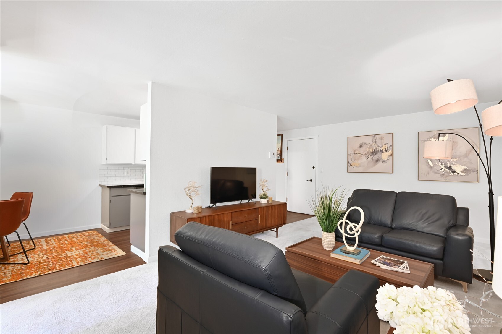 7021 Sand Point Wy B319