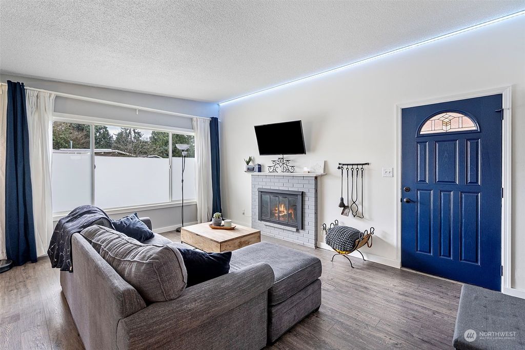 Photo of 3927 S 343rd Street, Auburn, WA 98001 (MLS # 2214991)