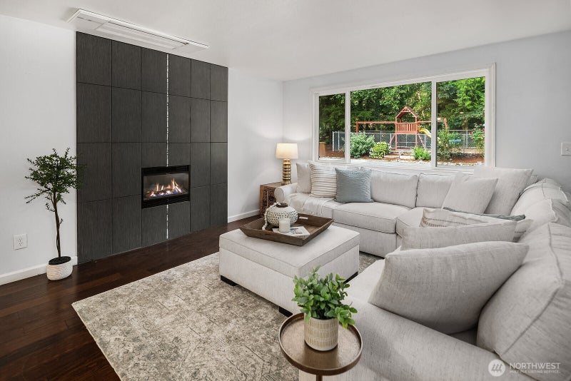 15650 Issaquah Hobart Road SE
