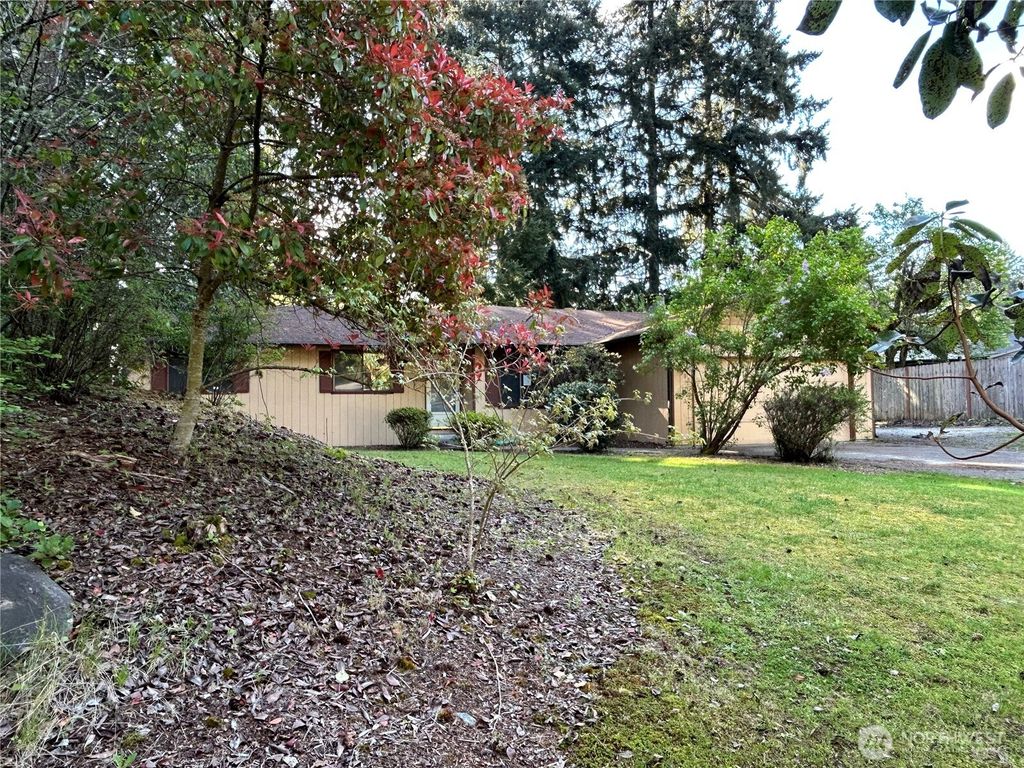 Photo of 7305 38th Loop SE, Lacey, WA 98503 (MLS # 2515592)