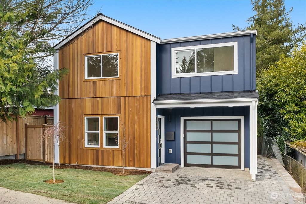 Photo of 1245 NE 97th Street, Seattle, WA 98115 (MLS # 2213660)