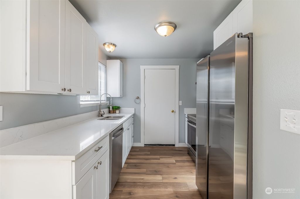 Photo of 331 S 314th Place, Federal Way, WA 98003 (MLS # 2208194)