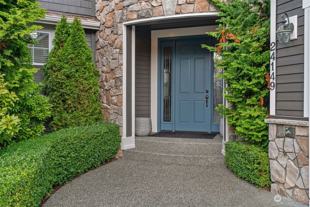 Photo of 24149 E Greystone Lane, Woodway, WA 98020 (MLS # 2178844)