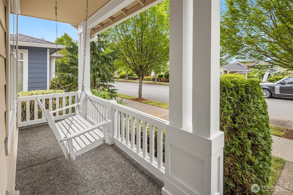 Photo of 3199 NE Mulberry Street, Issaquah, WA 98029 (MLS # 2374320)
