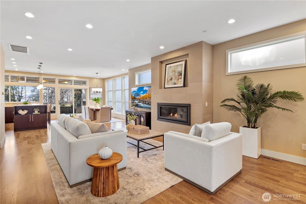 Photo of 229 1st Street, Kirkland, WA 98033 (MLS # 2489638)