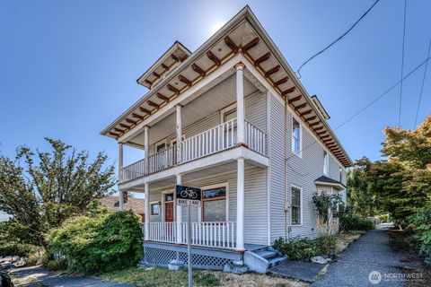 Photo of 618 S 15th St, Tacoma, WA 98405 (MLS # 2421104)