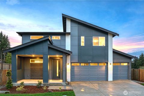 Photo of 316 SW 365th Street #6, Federal Way, WA 98023 (MLS # 2414734)