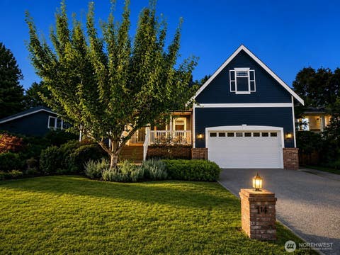 Photo of 14 10th Place S, Kirkland, WA 98033 (MLS # 2567253)