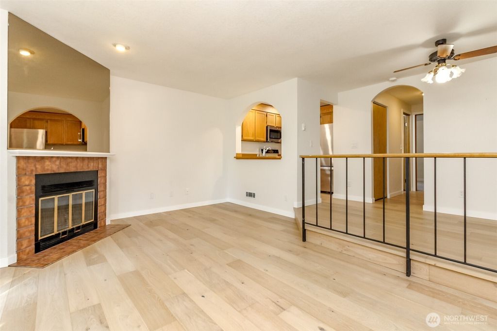 Photo of 17311 119th LN SE J#3 Ln, Renton, WA 98058 (MLS # 2469402)