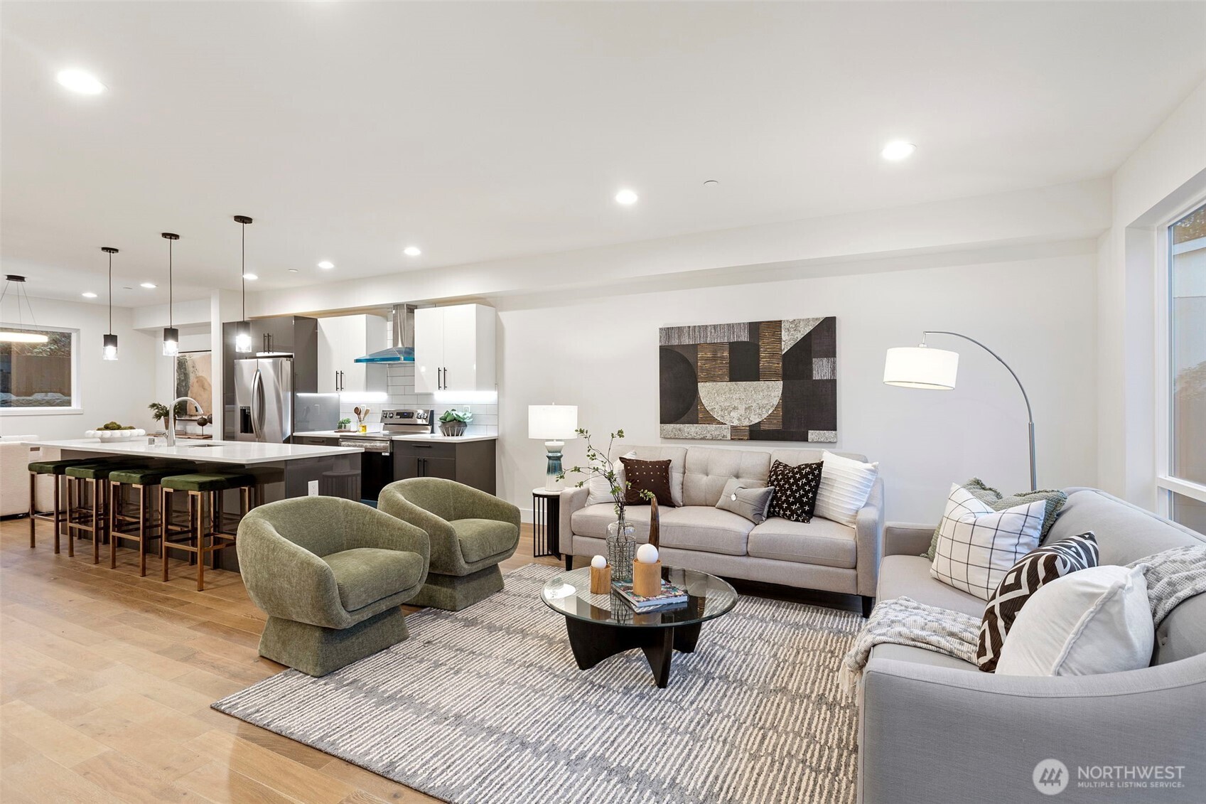 12215 Des Moines Memorial Drive S B