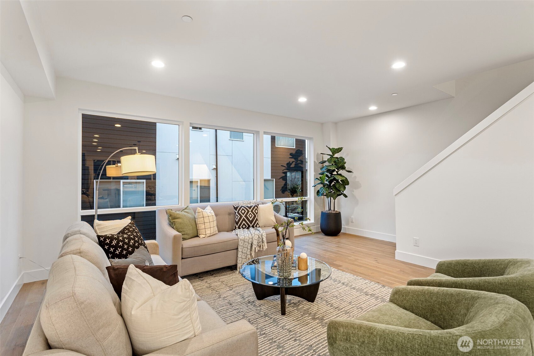 12215 Des Moines Memorial Drive S B