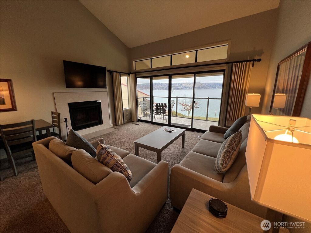 Photo of 100 Lake Chelan Shores Drive #14-5, Chelan, WA 98816 (MLS # 2469331)