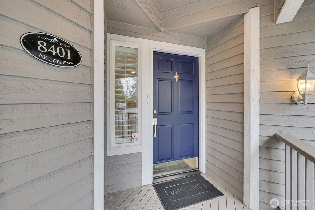 Photo of 8401 NE 157th Place, Kenmore, WA 98028 (MLS # 2325791)
