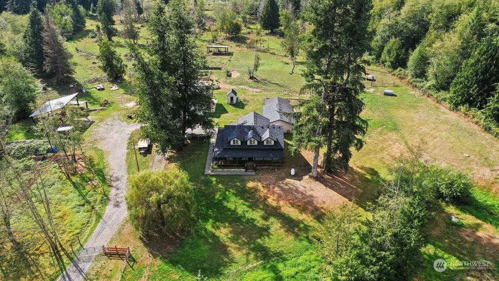 Photo of 14310 99th Avenue NE, Arlington, WA 98223 (MLS # 2148758)