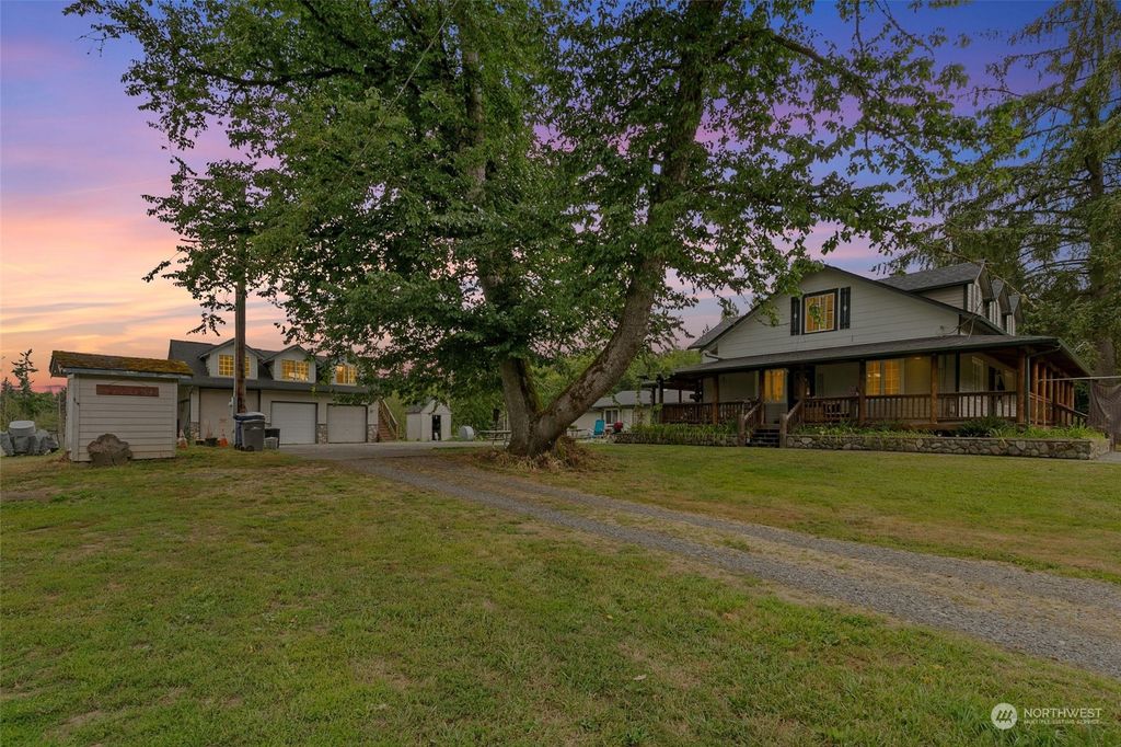 Photo of 14310 99th Avenue NE, Arlington, WA 98223 (MLS # 2148758)