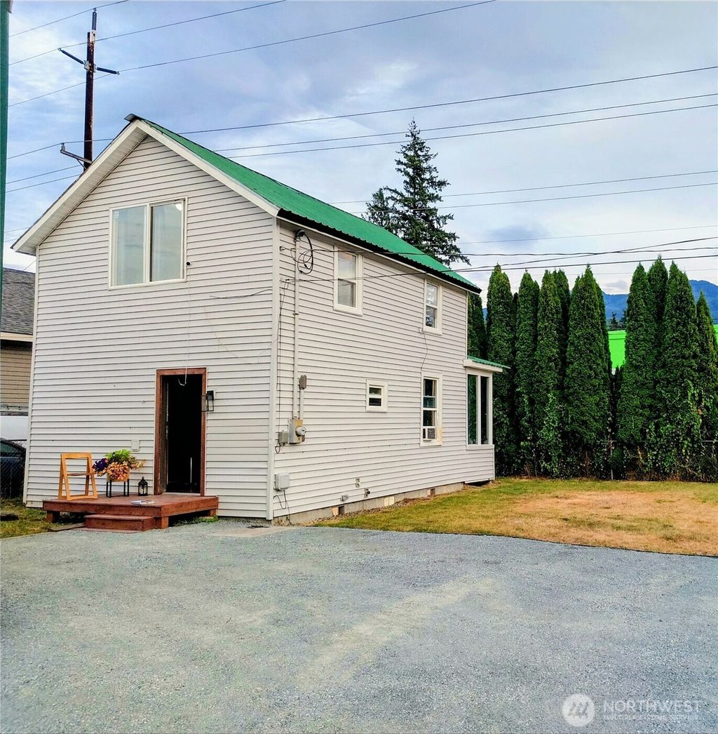 Photo of 36727 Highway 2, Sultan, WA 98294 (MLS # 2414766)