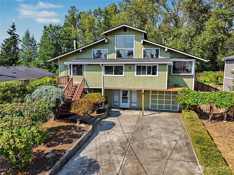 Photo of 517 E 68th Street, Tacoma, WA 98404 (MLS # 2573125)