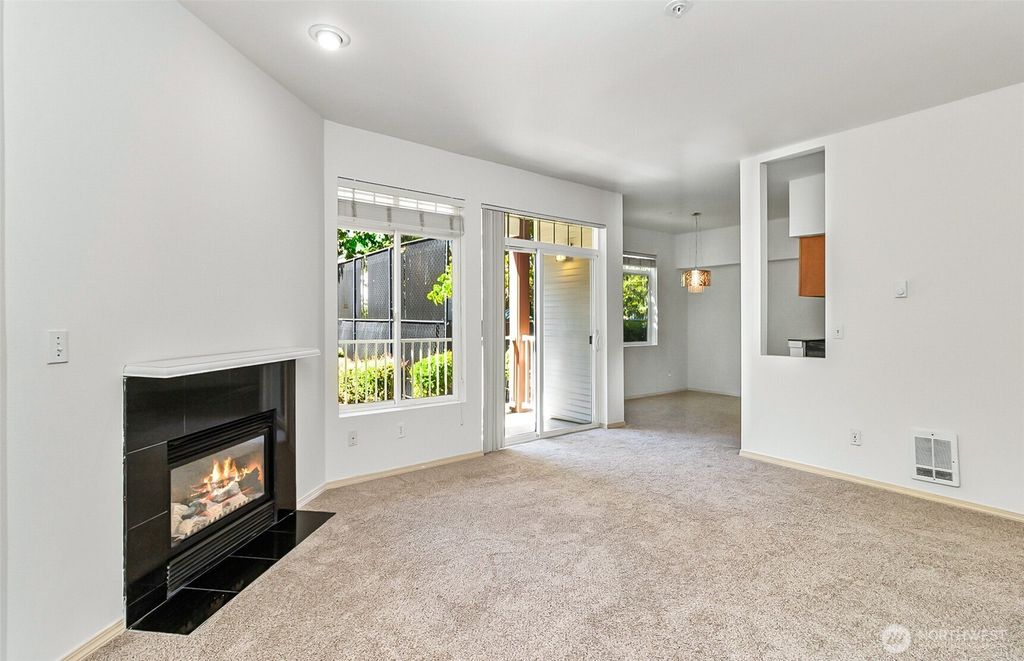 Photo of 14821 29th Avenue W. Ave #K101, Lynnwood, WA 98087 (MLS # 2410163)