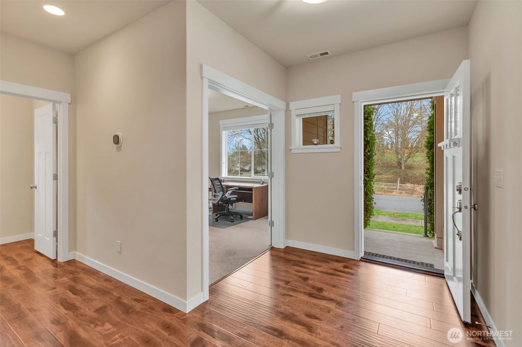 Photo of 2126 Pine Avenue, Snohomish, WA 98290 (MLS # 2340355)