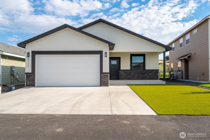 6651 Clubhouse Drive SE 92