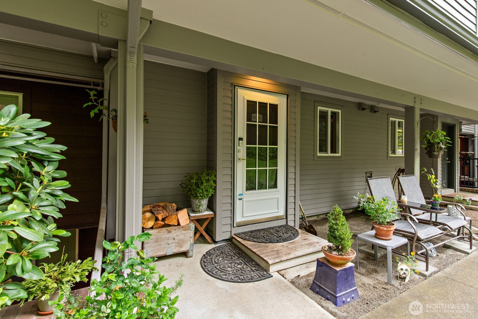 15809 Waynita Way NE G204