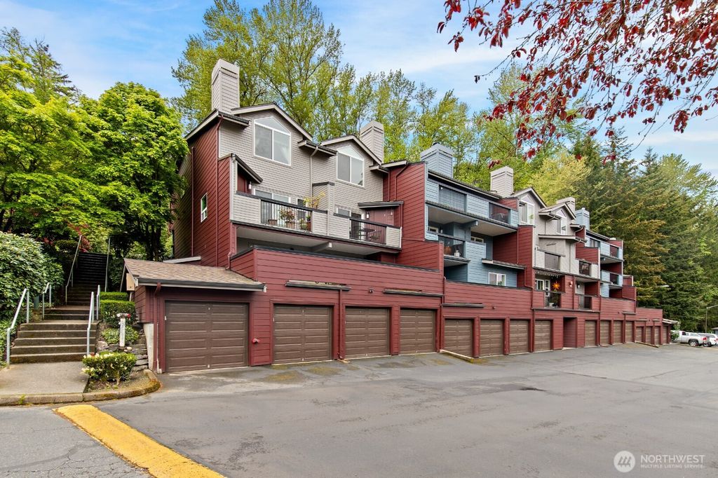 Photo of 15809 Waynita Way NE #G204, Bothell, WA 98011 (MLS # 2496074)