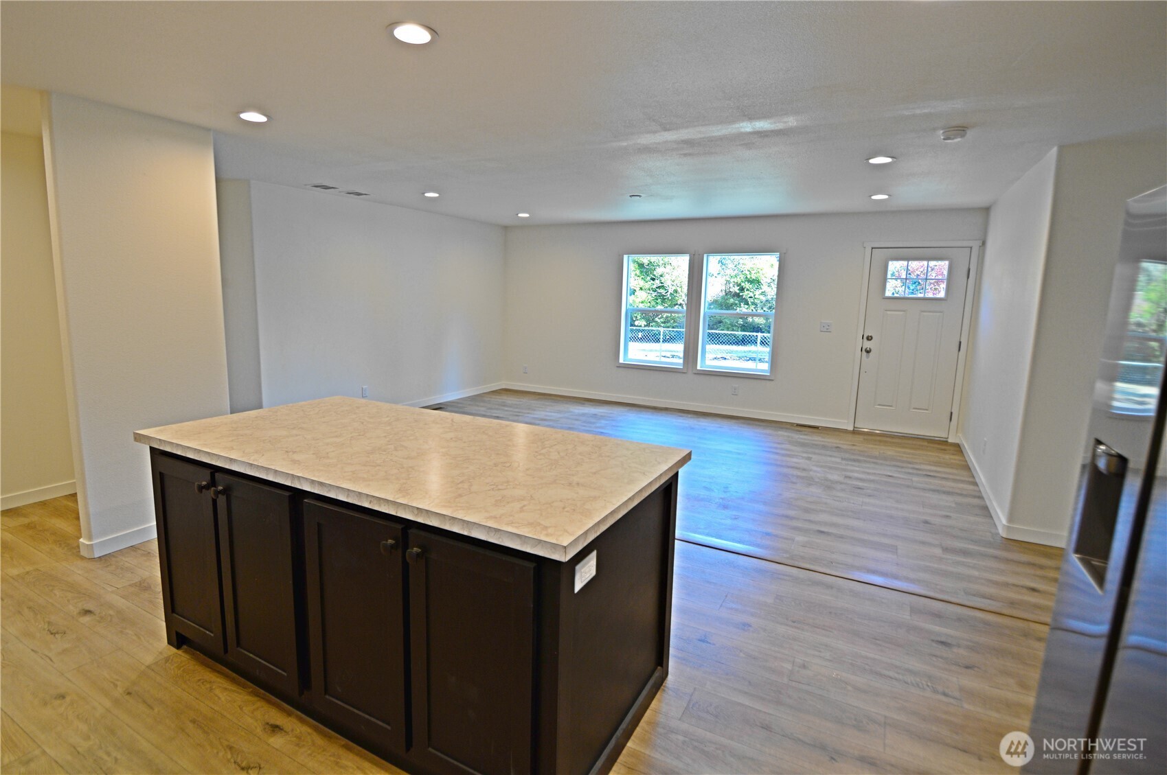 8844 Thuja Avenue SE