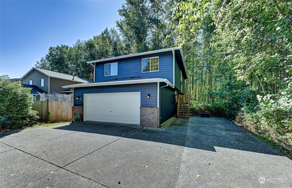 Photo of 12726 58th Avenue NE, Marysville, WA 98271 (MLS # 2152606)