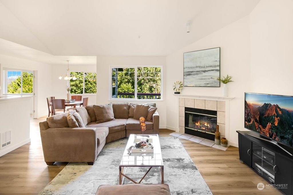Photo of 18501 SE Newport Way #L349, Issaquah, WA 98027 (MLS # 2140009)