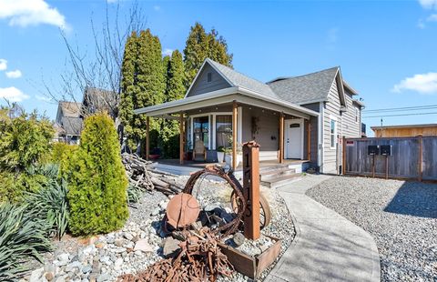 A home in Everett