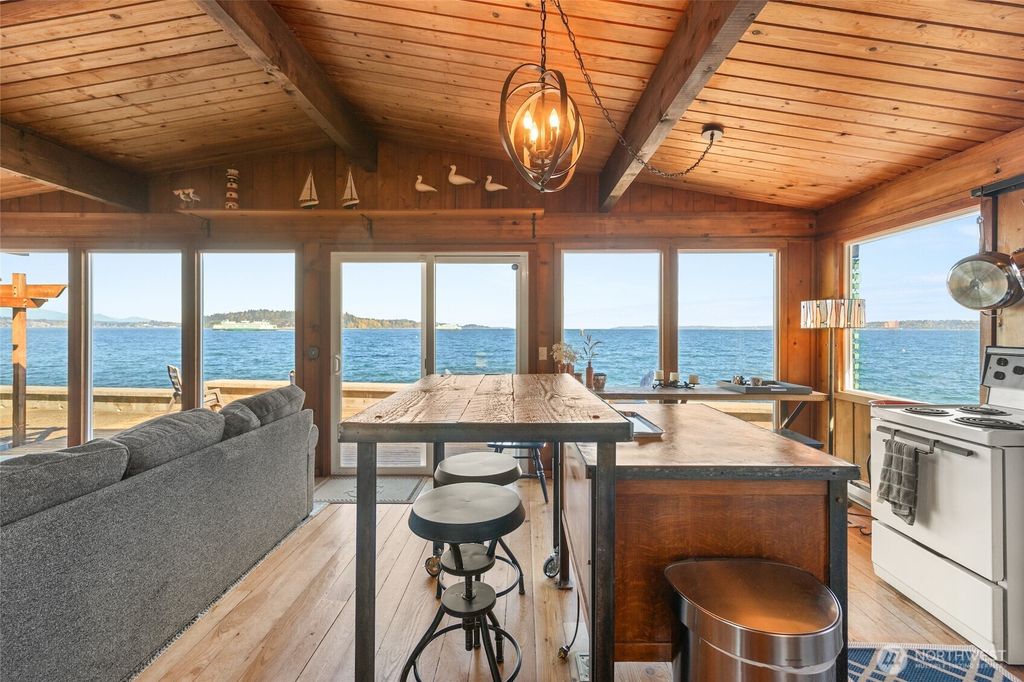 Photo of 10873 Point Vashon Drive SW, Vashon, WA 98070 (MLS # 2503120)