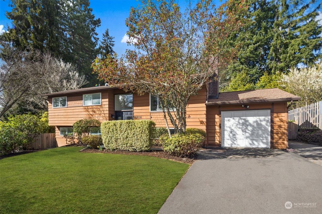 Photo of 16816 NE 107th Street, Redmond, WA 98052 (MLS # 2049366)